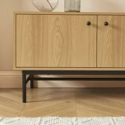 Meuble Tv JAMES Effet Chêne Pieds Métal Noir 150cm 12 Meuble Tv JAMES Effet Chêne Pieds Métal Noir 150cm -Meuble Déco Soldes meuble tv james effet chene pieds metal noir 3