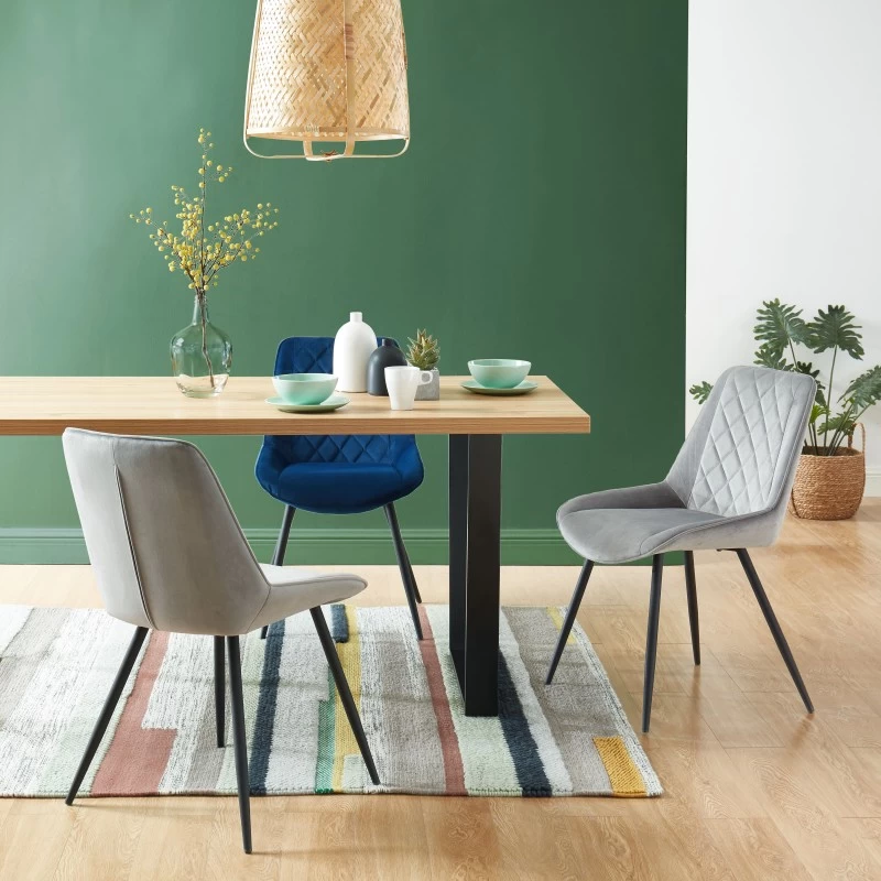 Lot De 2 Chaises ROMY Velours Gris Clair Pieds En Métal Noir 1 Lot De 2 Chaises ROMY Velours Gris Clair Pieds En Métal Noir